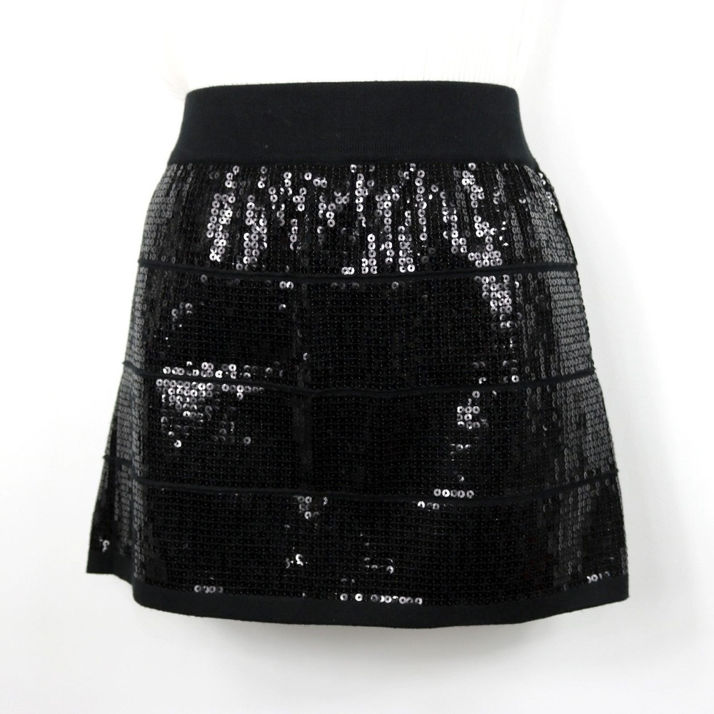 🆕 Forever21 Sequin Mini Skirt